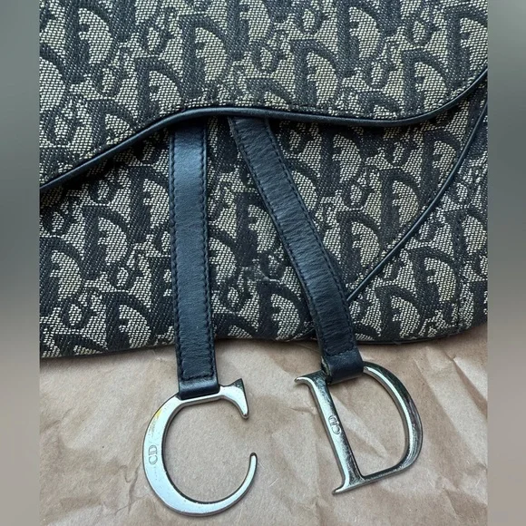 Dior Saddle bag, black Interior with Logo Charm - Picture 3 of 12